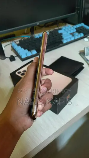 Apple iPhone 11 Pro Max (Used)