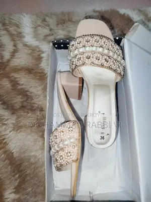 Feel Brand Heels
