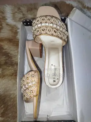 Feel Brand Heels