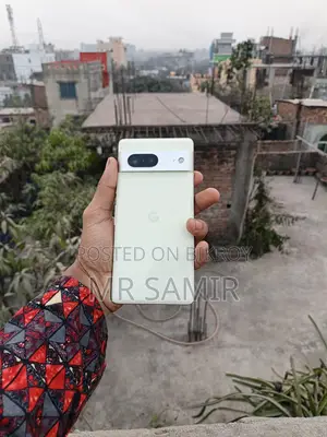 Google Pixel 7 . (Used)