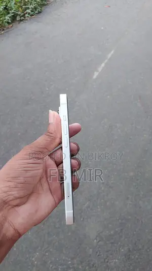 Apple iPhone 14 (Used)