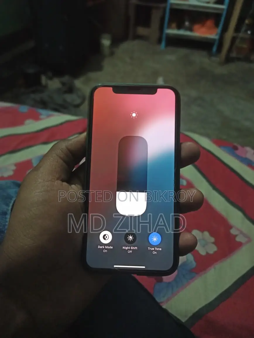 Apple iPhone XS (Used)