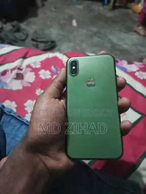 Apple iPhone XS (Used)
