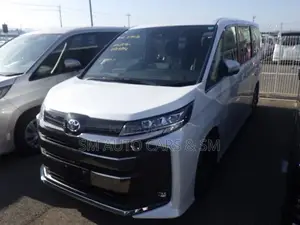 Toyota Noah Hybrid SZ Pearl 2026
