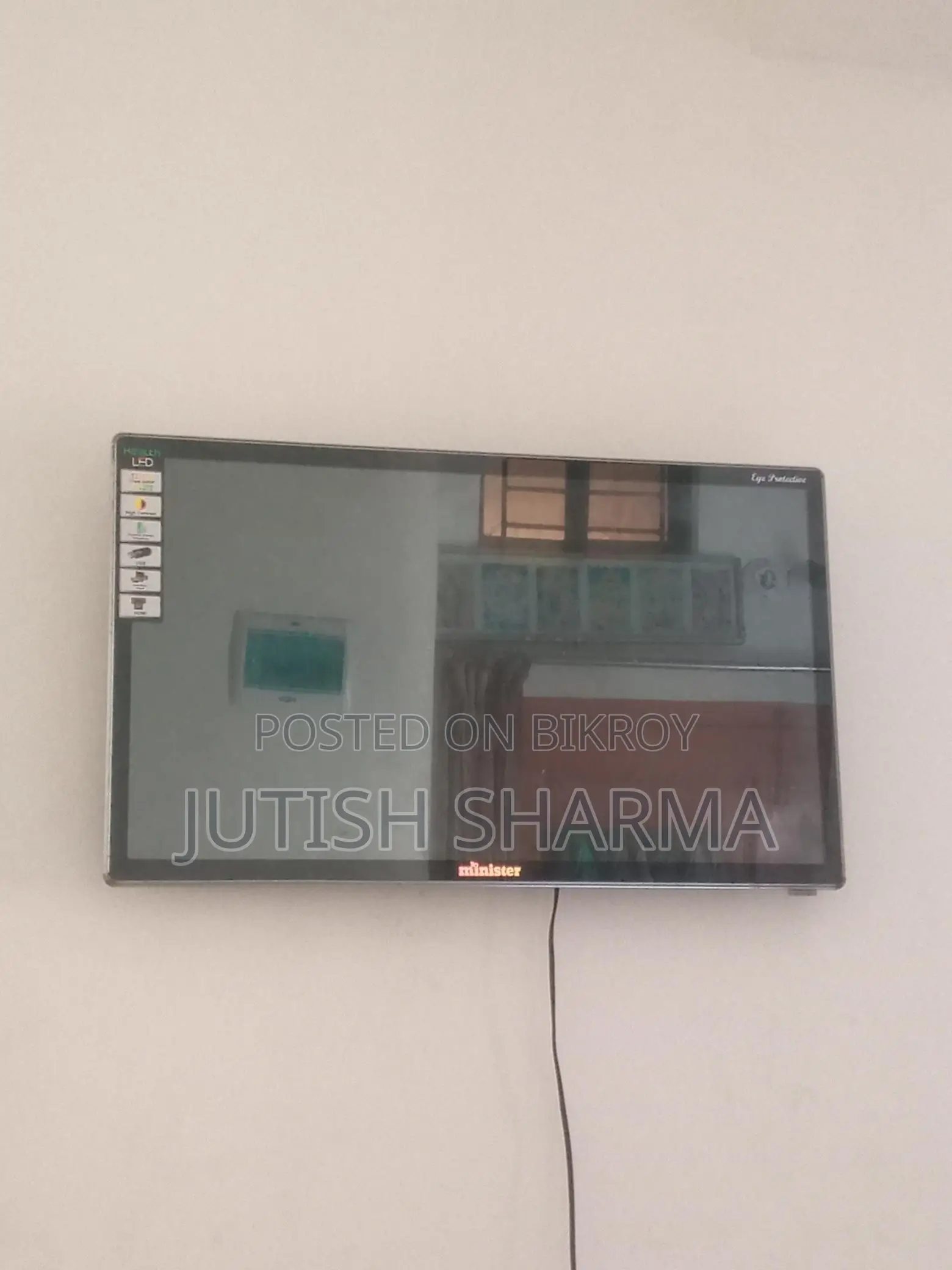 Minister 32" LED TV for Sale
