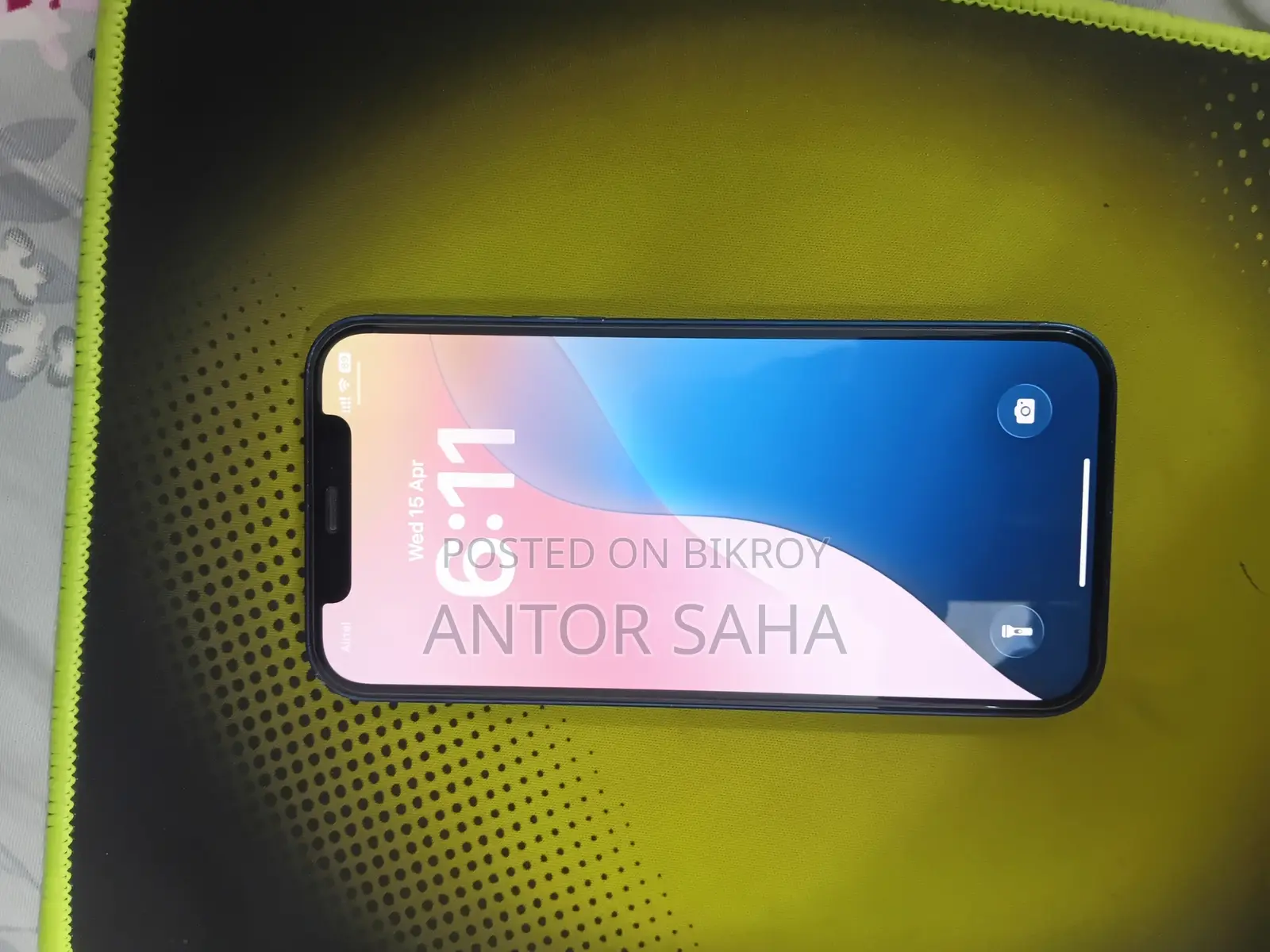 Apple iPhone 12 (Used)