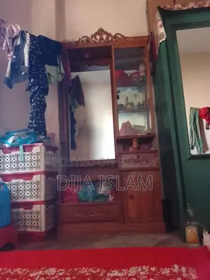 Bechte Chai Segun Kather Banano Dressing Table