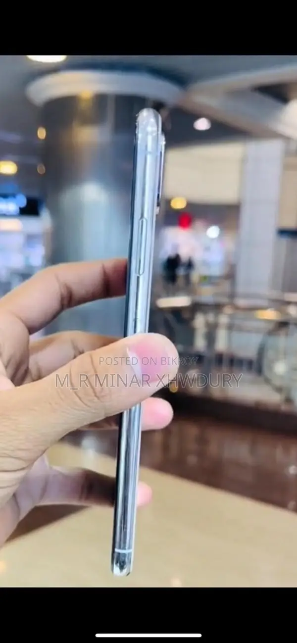 Apple iPhone XS Max (Used)