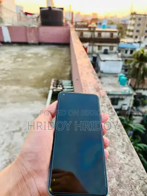 Realme 8 5G (Used)