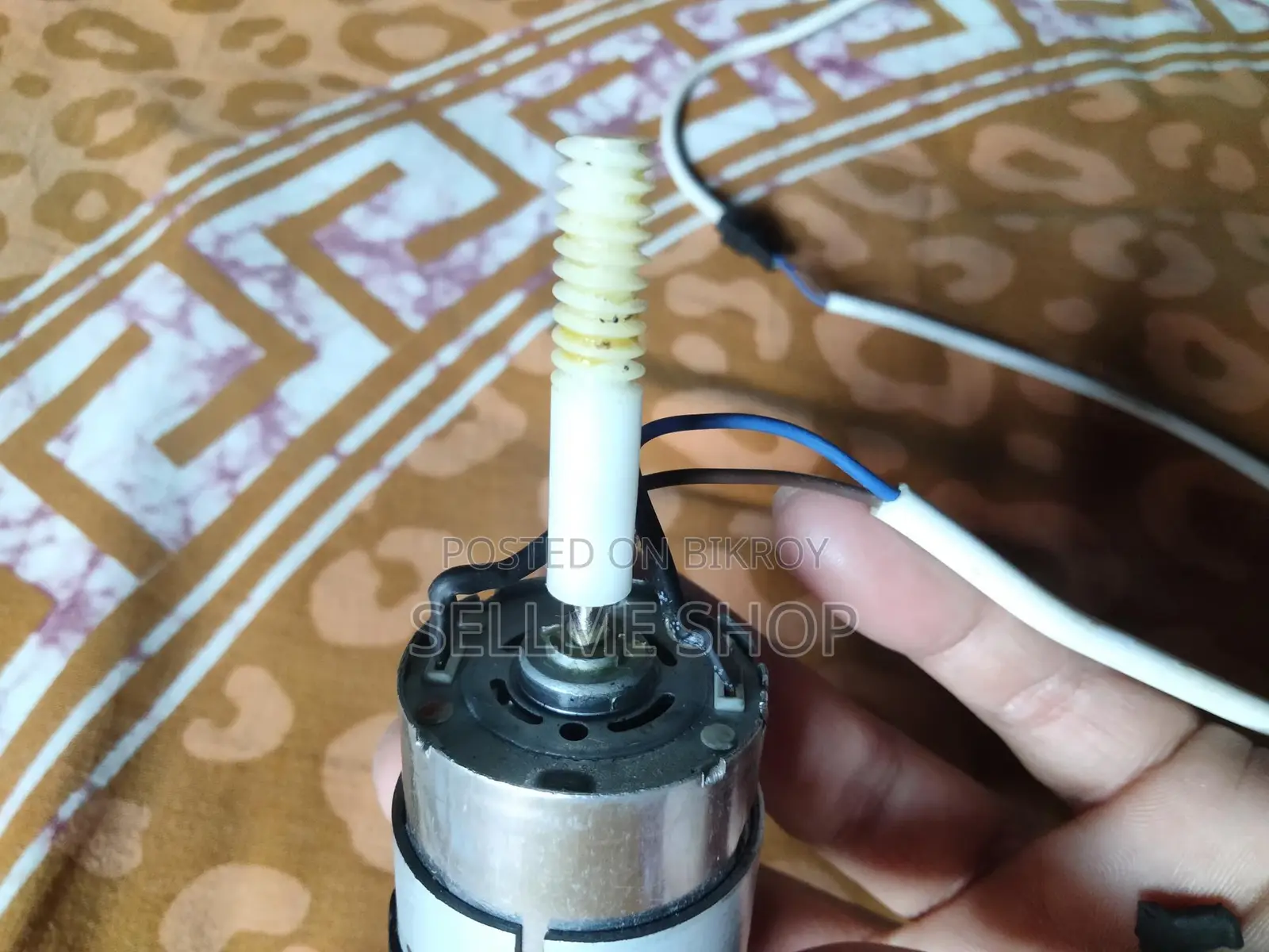 12 V DC Motor