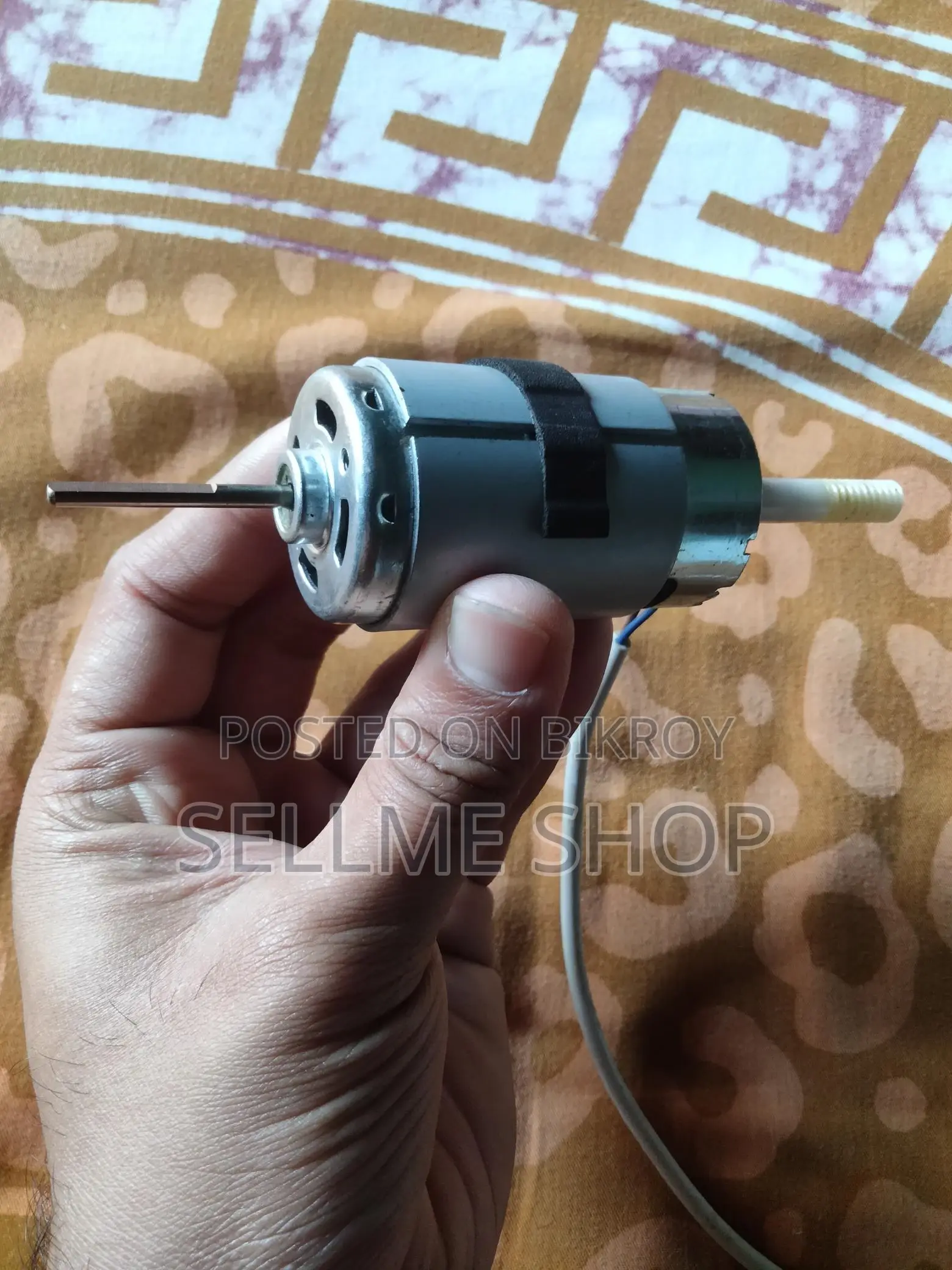12 V DC Motor
