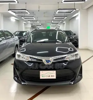 Toyota Fielder HYBRID 2020