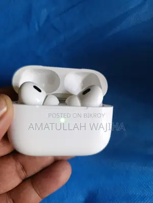 অ্যাপল এয়ারবাডস প্রো ২য় জেনারেশন (ব্যবহৃত)