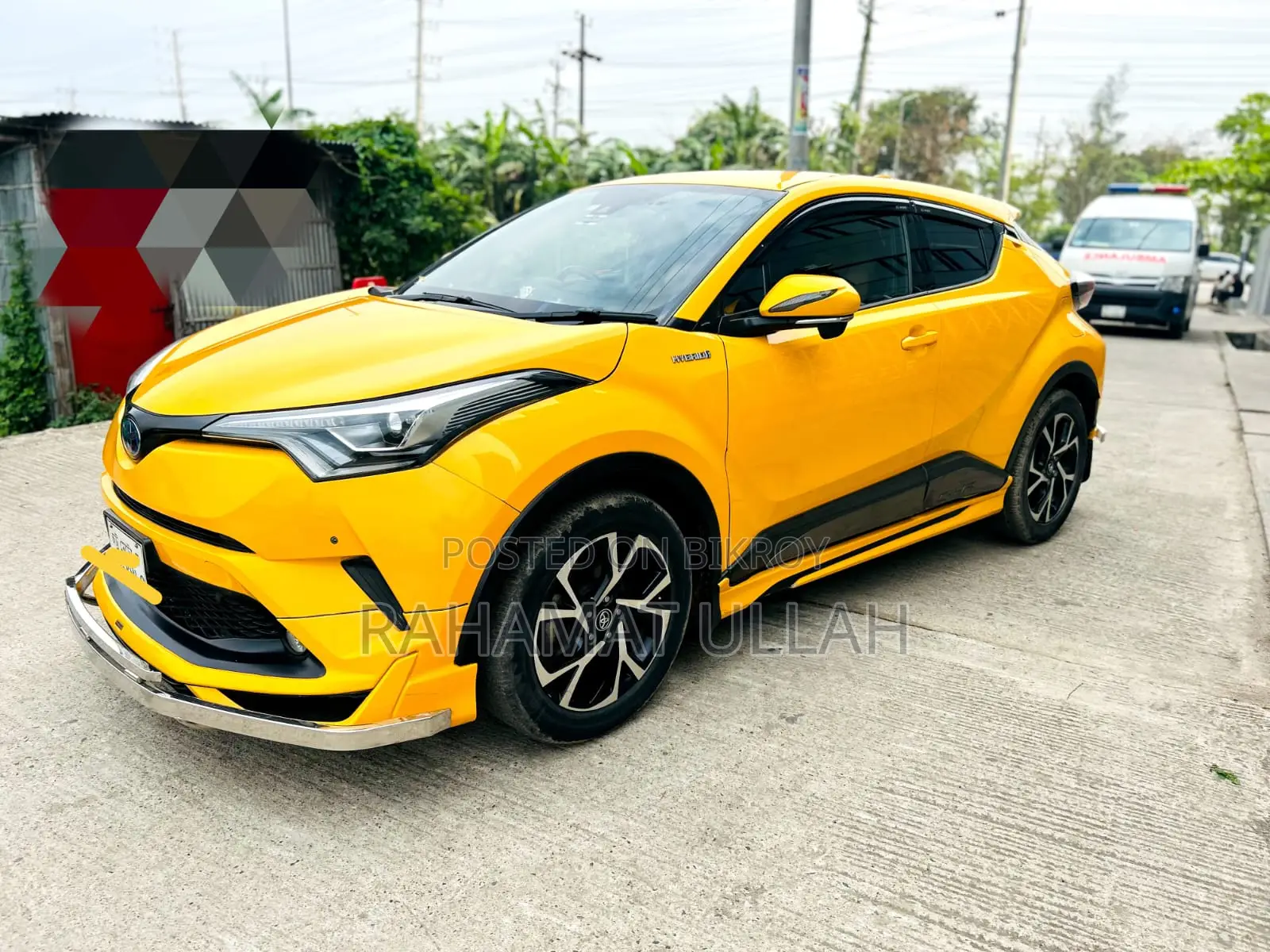 Toyota C-HR . 2017