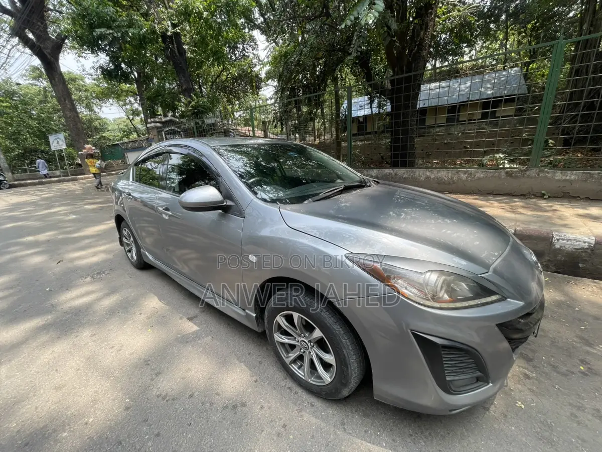Mazda Axela 2011