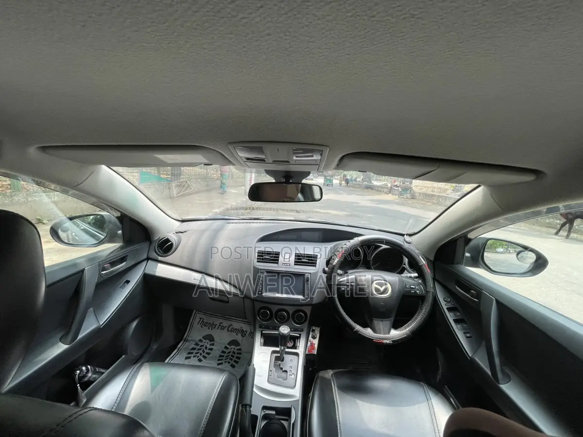 Mazda Axela 2011