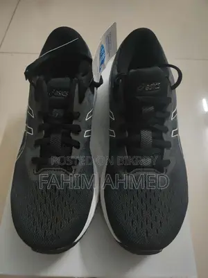 Asics GT-1000 Running Shoe - Black white version