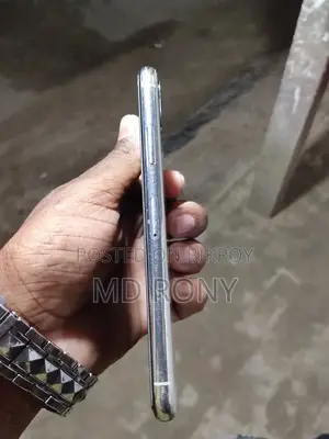 Apple iPhone X (Used)