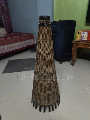 Aarong Lamp