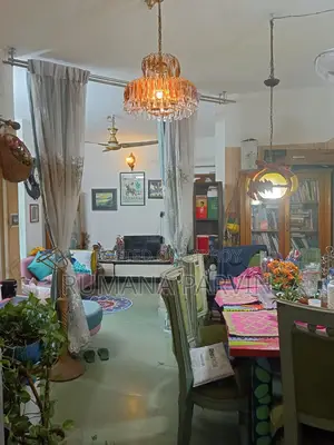 1050 Square Feet Ready Flat for Urgent Sale