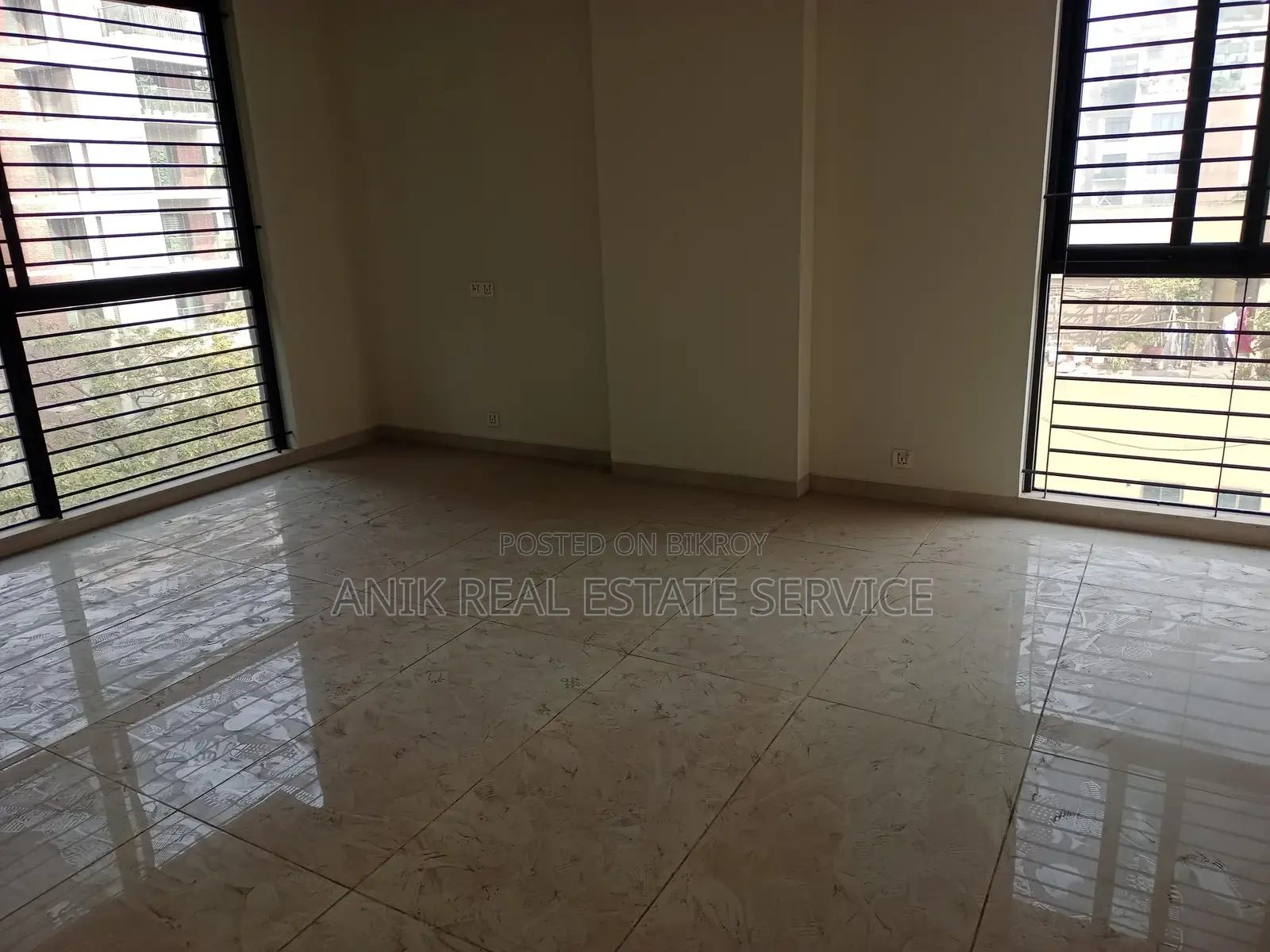 Good Quality 4500 Sft Un Farnised Flat Rent At Gulshan 2
