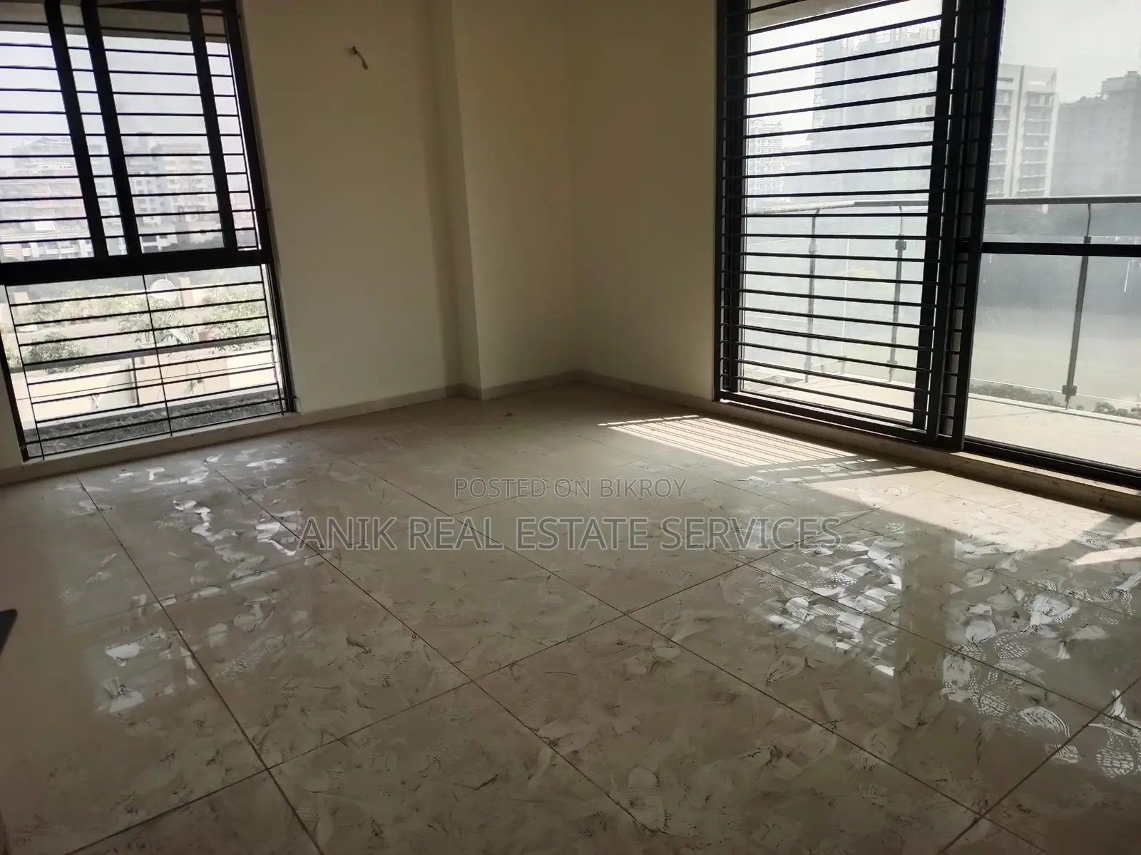 গুলশান ২-এ ভালো মানের ৪৫০০ বর্গফুটের আনফার্নিশড ফ্ল্যাট ভাড়া