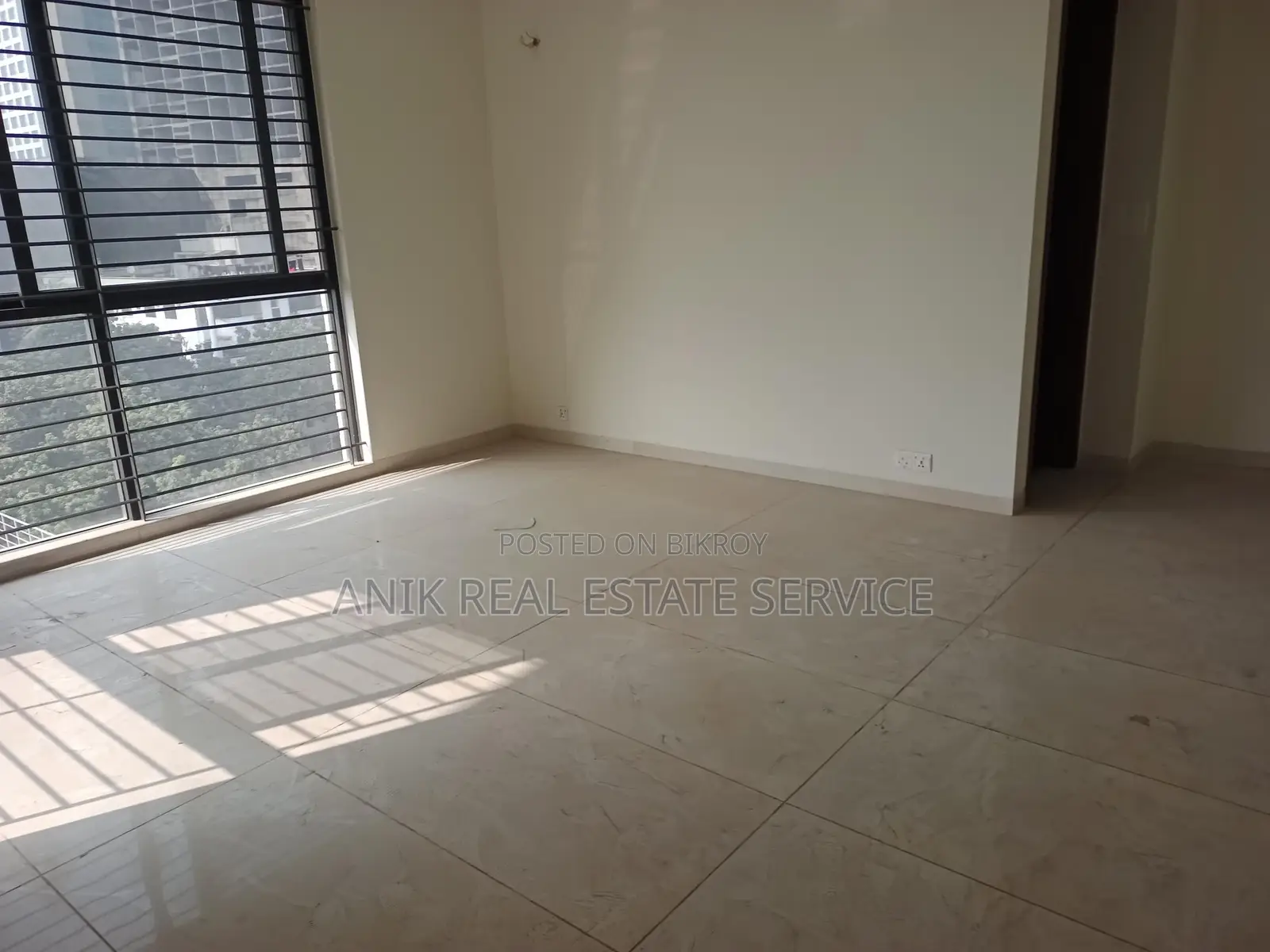 Good Quality 4500 Sft Un Farnised Flat Rent At Gulshan 2