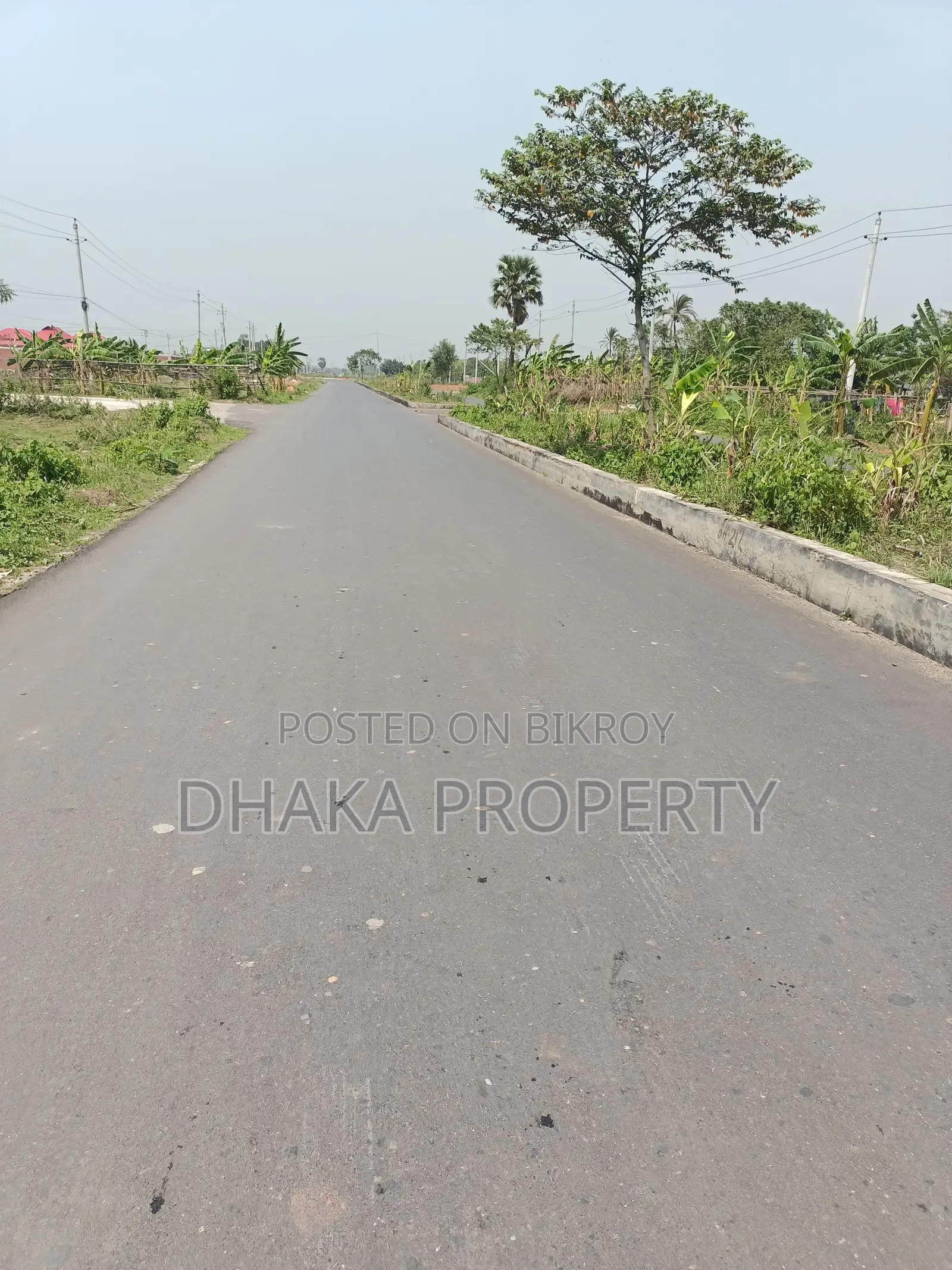 সেক্টর-১৭ তে ১৫০ ফুট রাস্তার কাছে ৫ কাঠার দক্ষিণমুখী প্লট