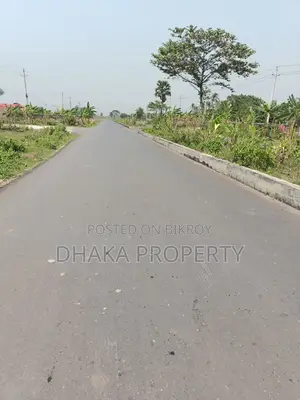 সেক্টর-১৭ তে ১৫০ ফুট রাস্তার কাছে ৫ কাঠার দক্ষিণমুখী প্লট