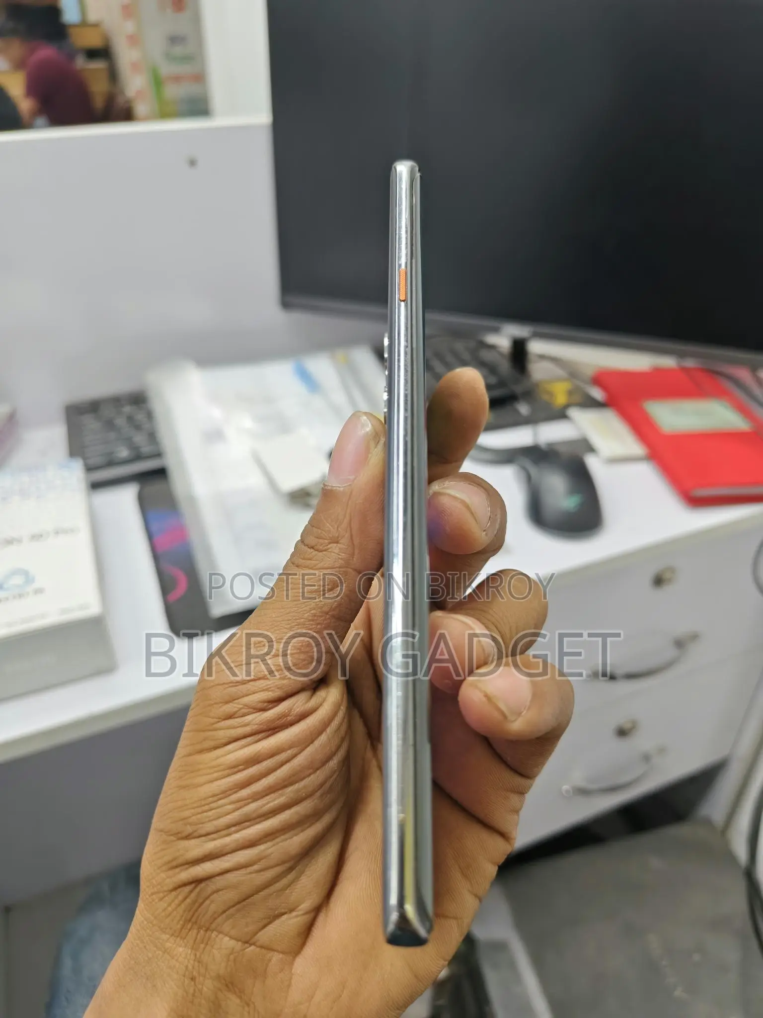 Tecno Camon 40 Pro 8/256 (Used)