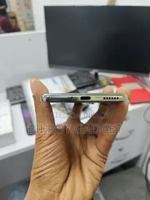 Tecno Camon 40 Pro 8/256 (Used)