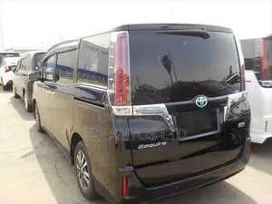 Toyota Esquire GI PKG 4.0 BLACK 2020