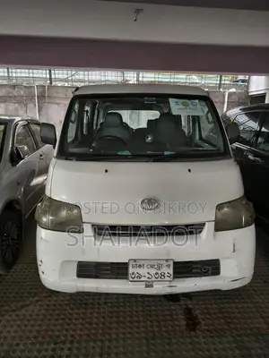 Toyota Noah 2008