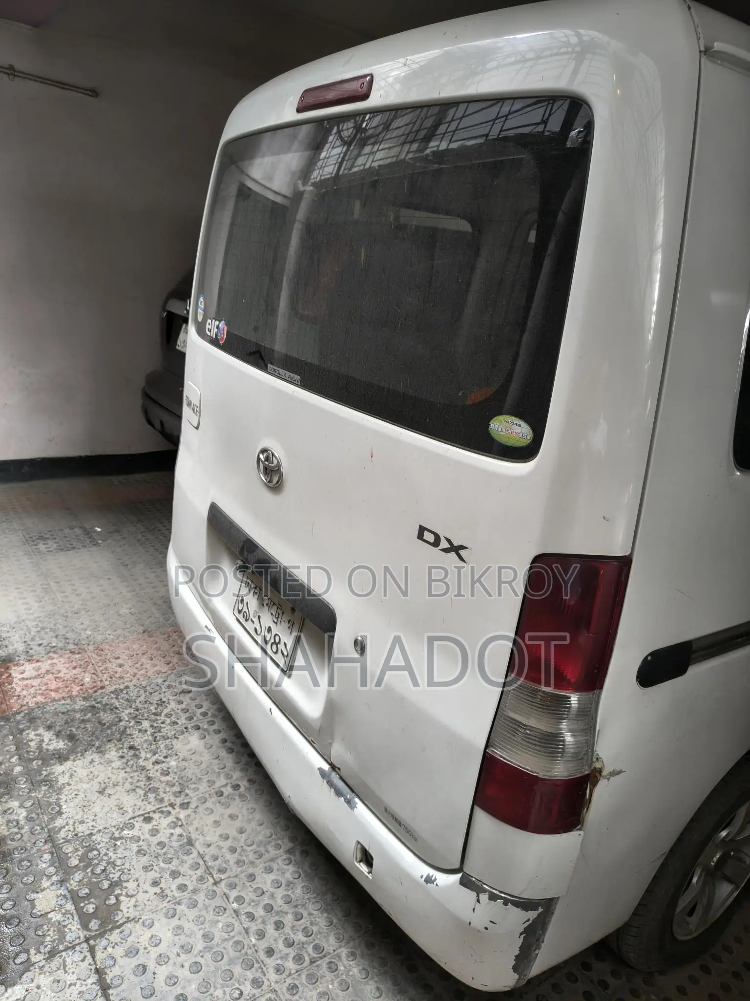 Toyota Noah 2008