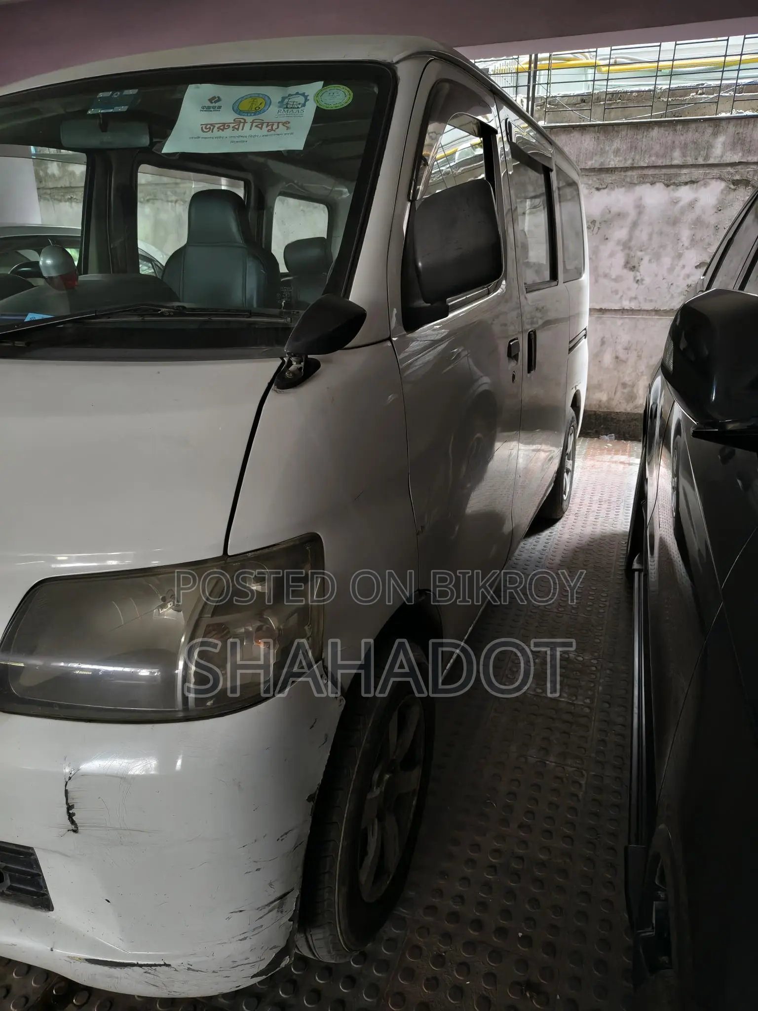 Toyota Noah 2008