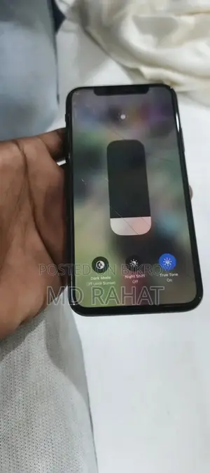 Apple iPhone X (Used)