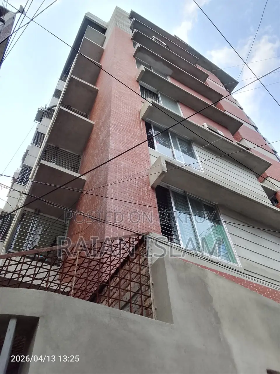 ফার্মগেটে ৩ বেডরুমের ফার্নিশড অ্যাপার্টমেন্ট বিক্রয়