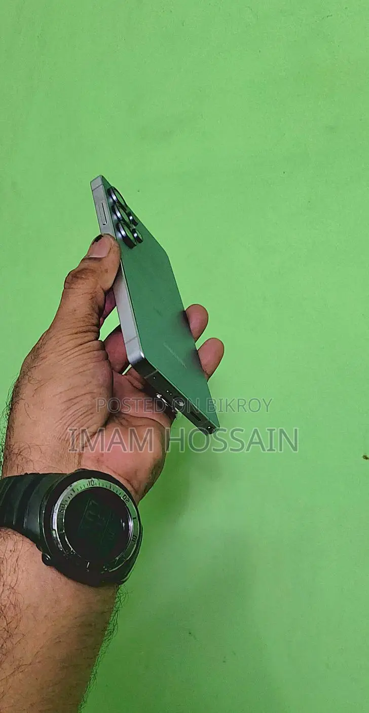 স্যামসাং গ্যালাক্সি এস২৫ আল্ট্রা ১২জিবি ৫১২জিবি (ব্যবহৃত)
