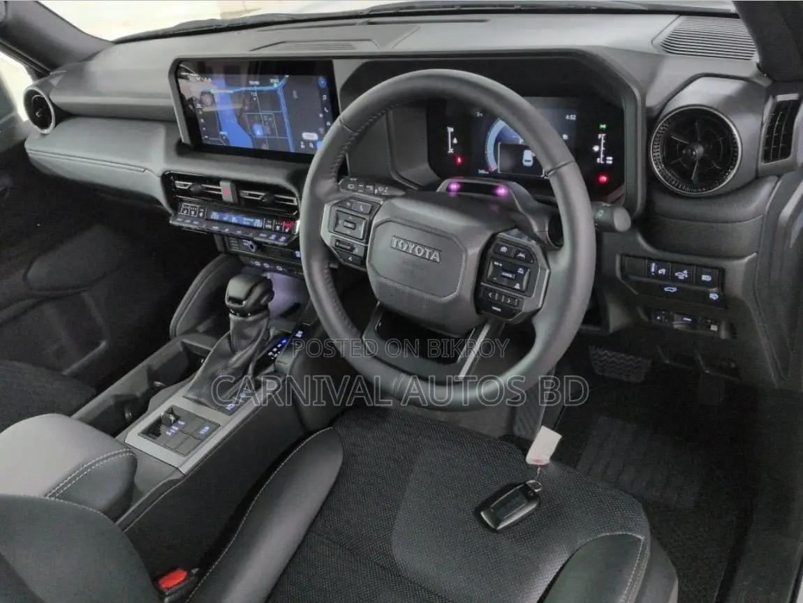 Toyota Land Cruiser PRADO 250 VX 2024
