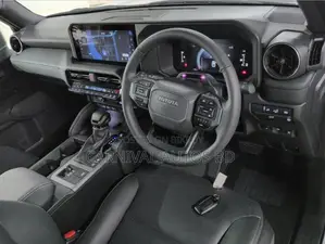 Toyota Land Cruiser PRADO 250 VX 2024