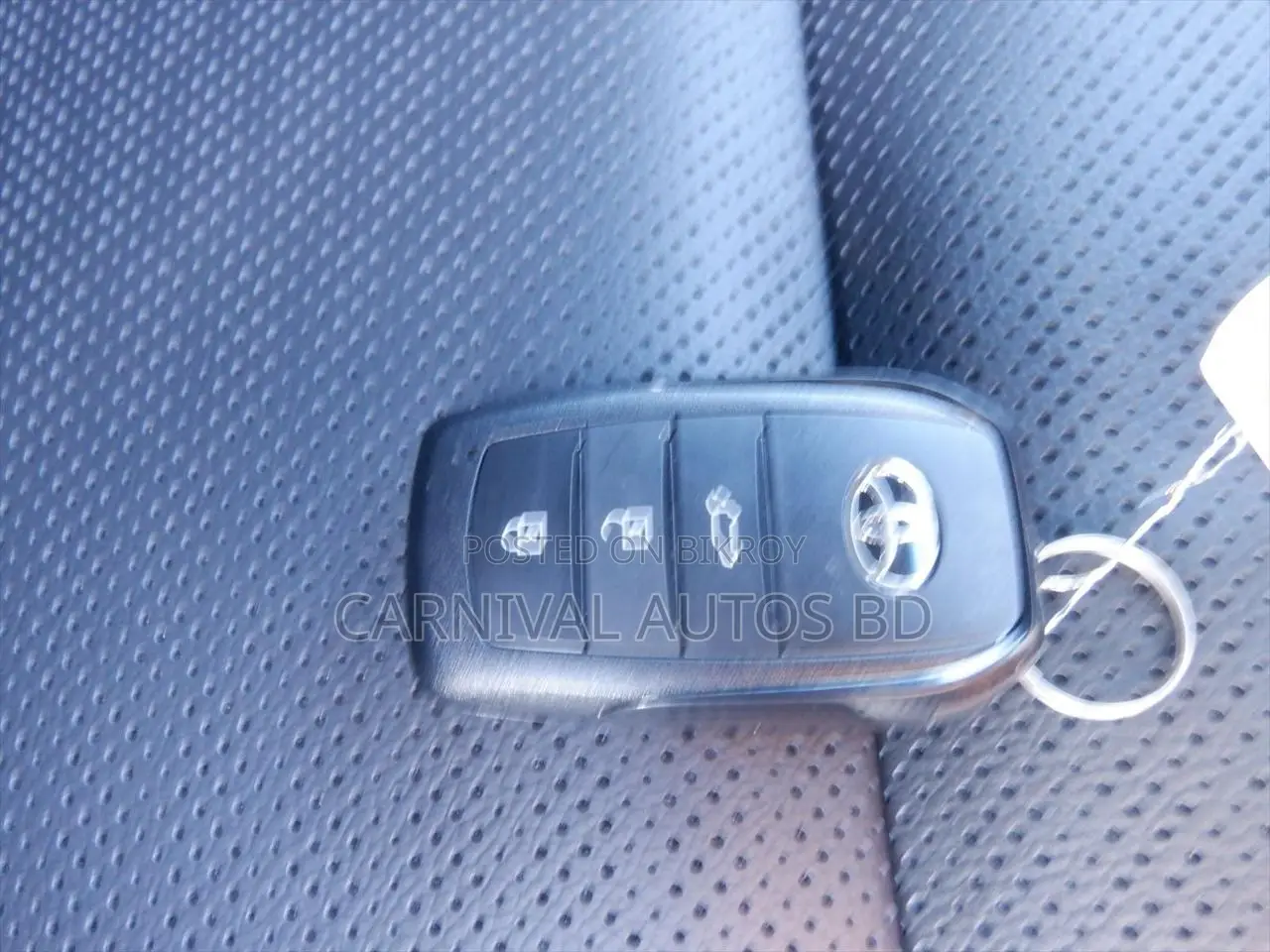 Toyota Land Cruiser PRADO 250 VX 2024
