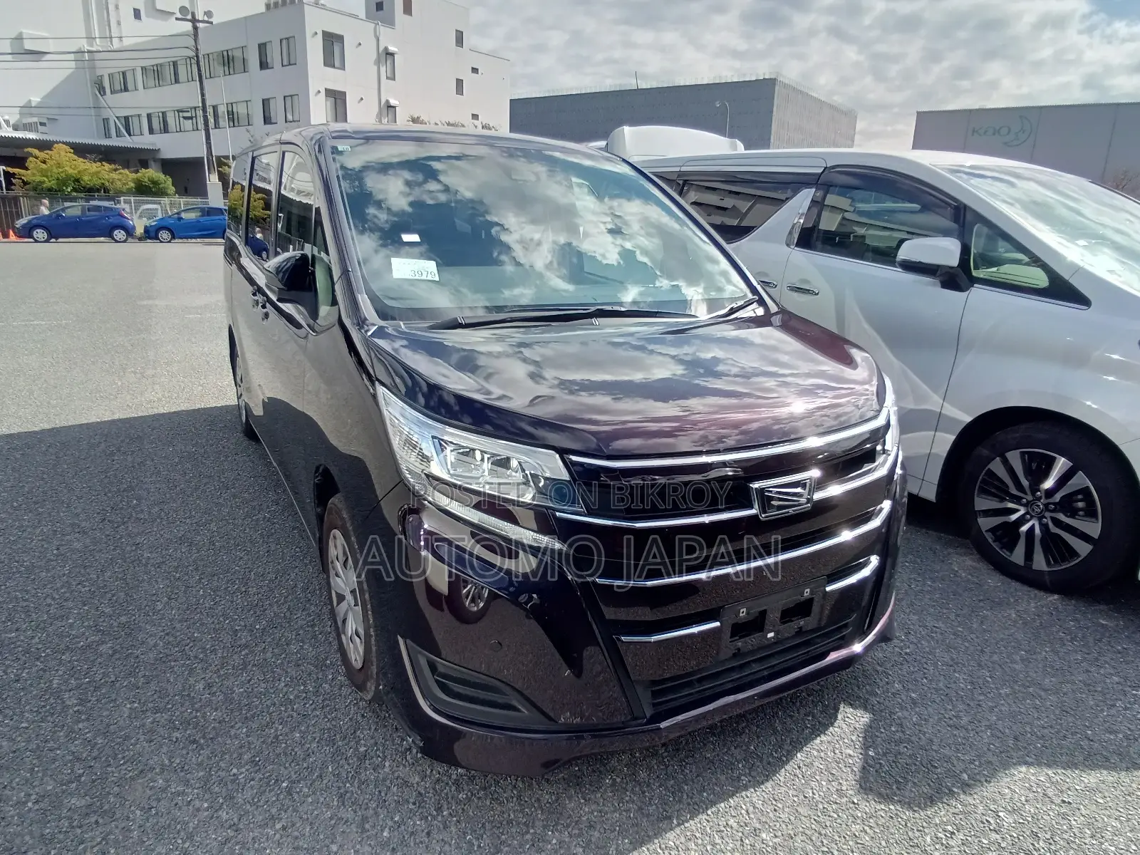Toyota Noah X 2021