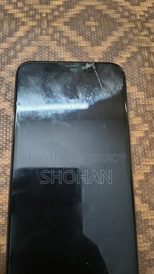 Apple iPhone XS (Used)
