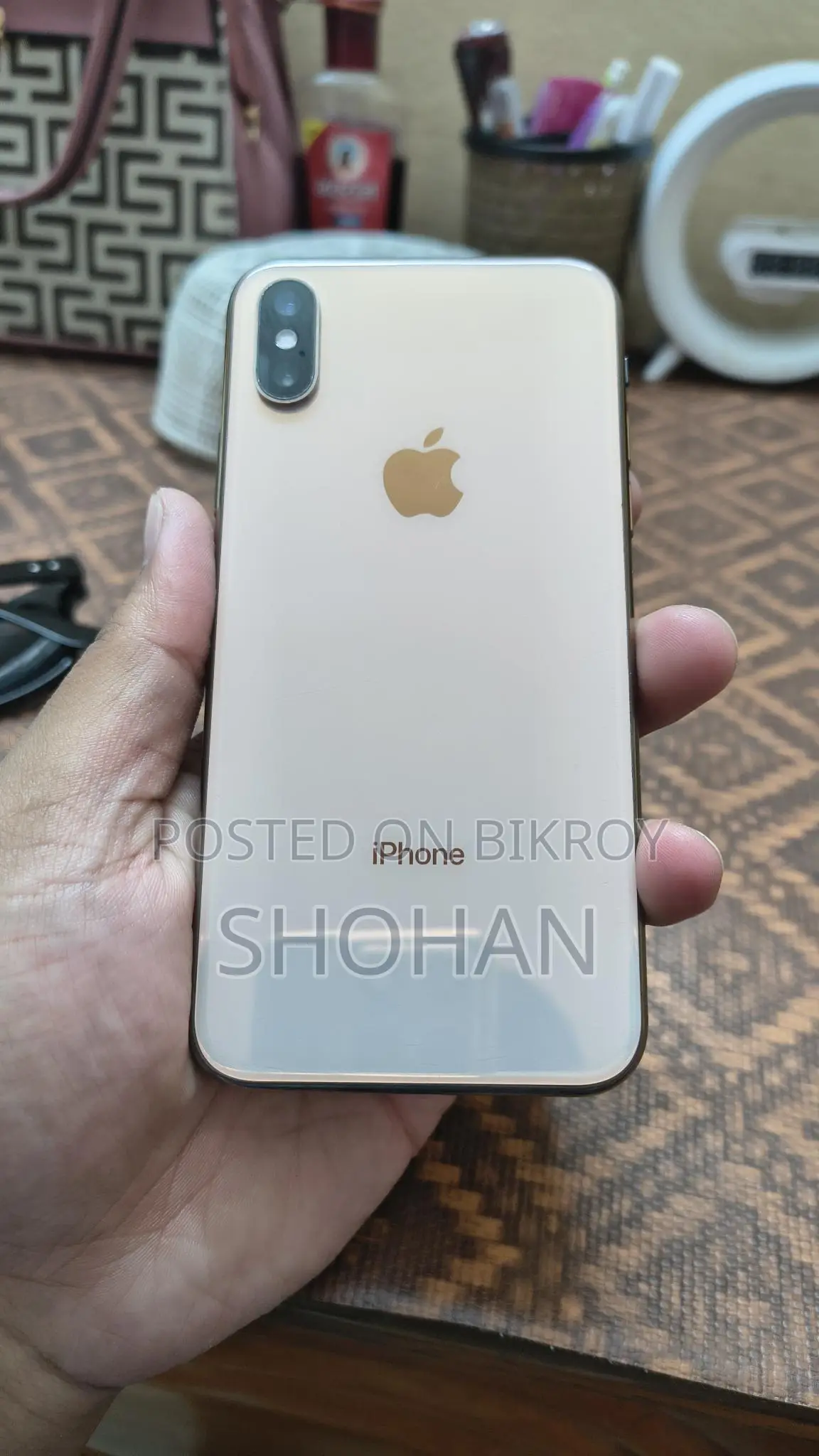Apple iPhone XS (Used)