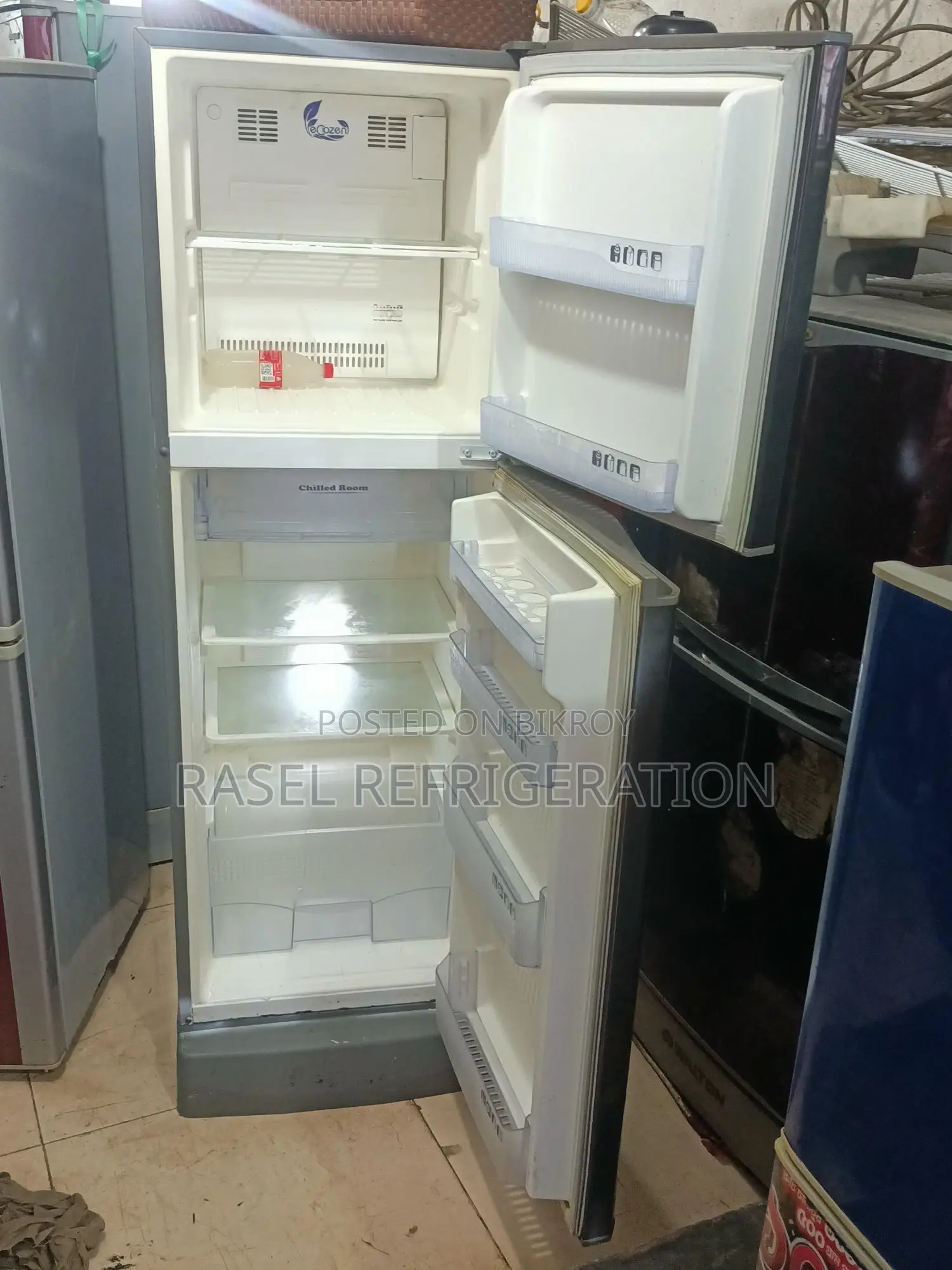 275 Liter Non-Frost Walton Fridge for sale. 15-day replacement warranty.