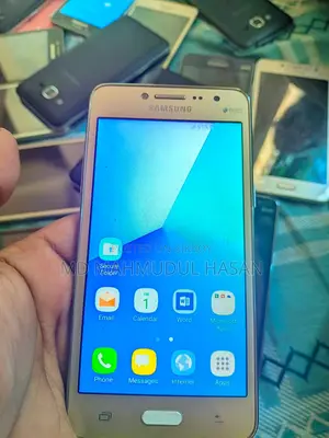 Samsung Galaxy J7 ৩/৩২ (Used)
