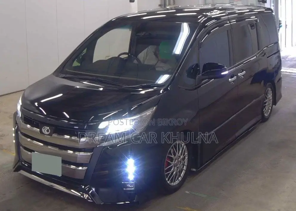 Toyota Noah HYBRID PKG.SI WXB 2021