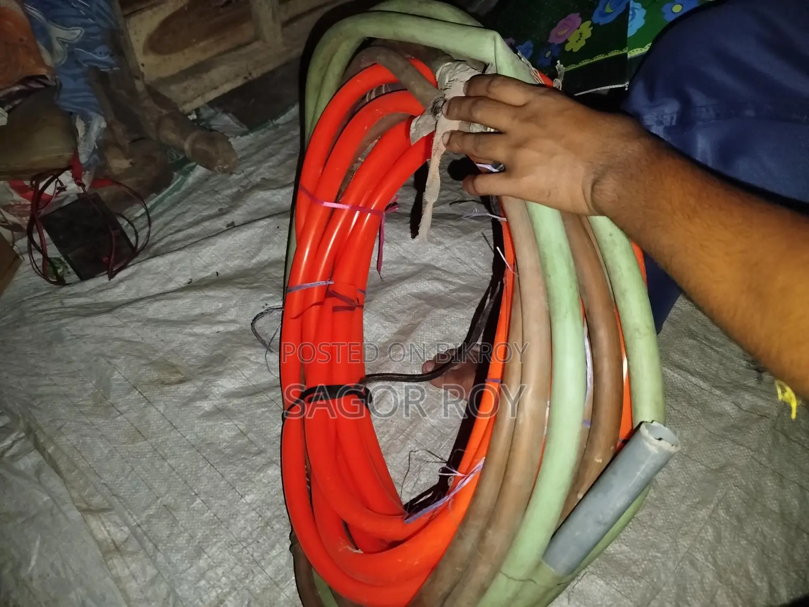 1-inch pipe. Total 80 feet. 10 Taka per foot