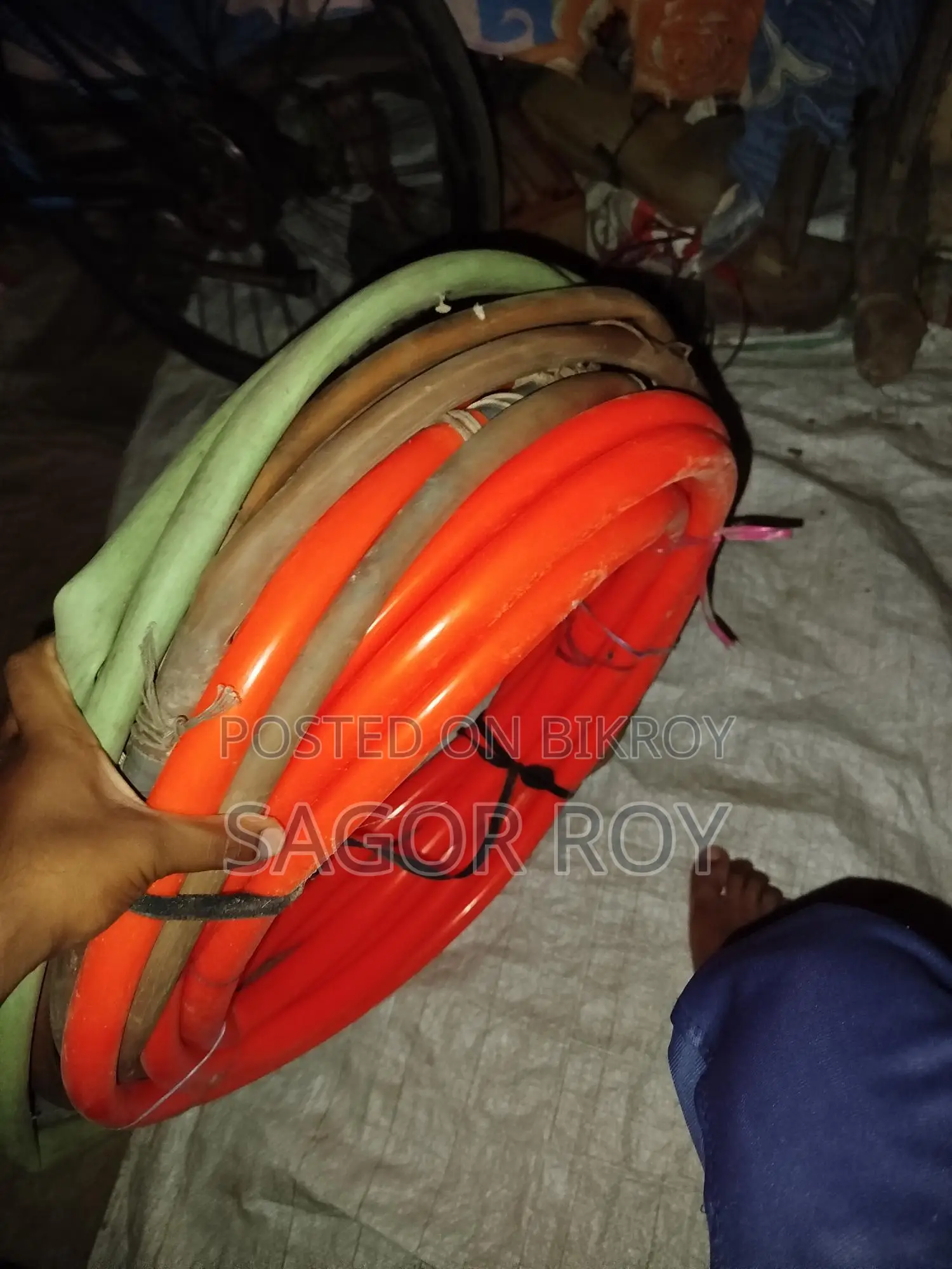 1-inch pipe. Total 80 feet. 10 Taka per foot