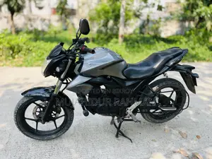 Suzuki Gixxer Monotone . 2016